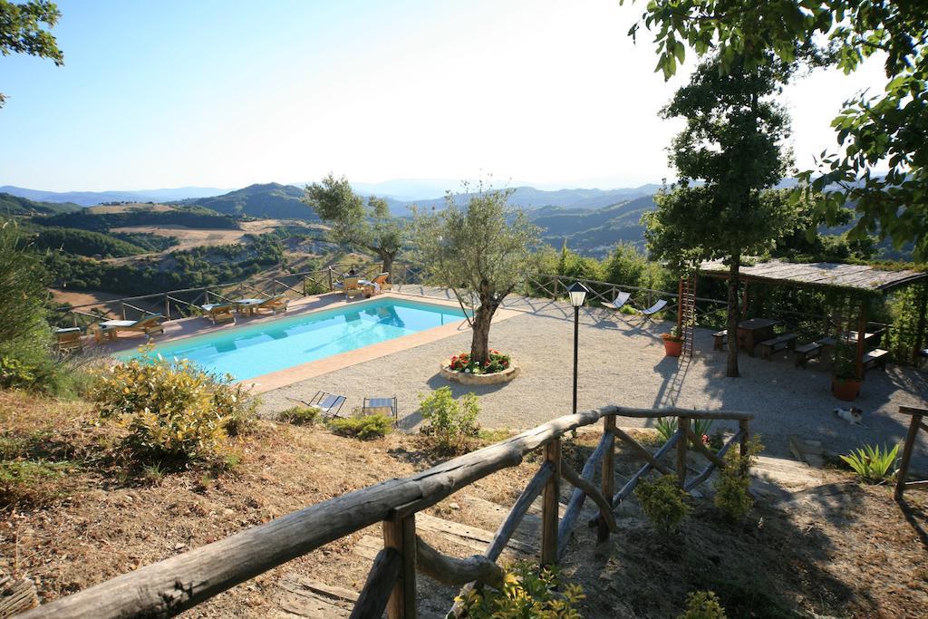 Agriturismo Monte Valentino Пьетралунга Экстерьер фото